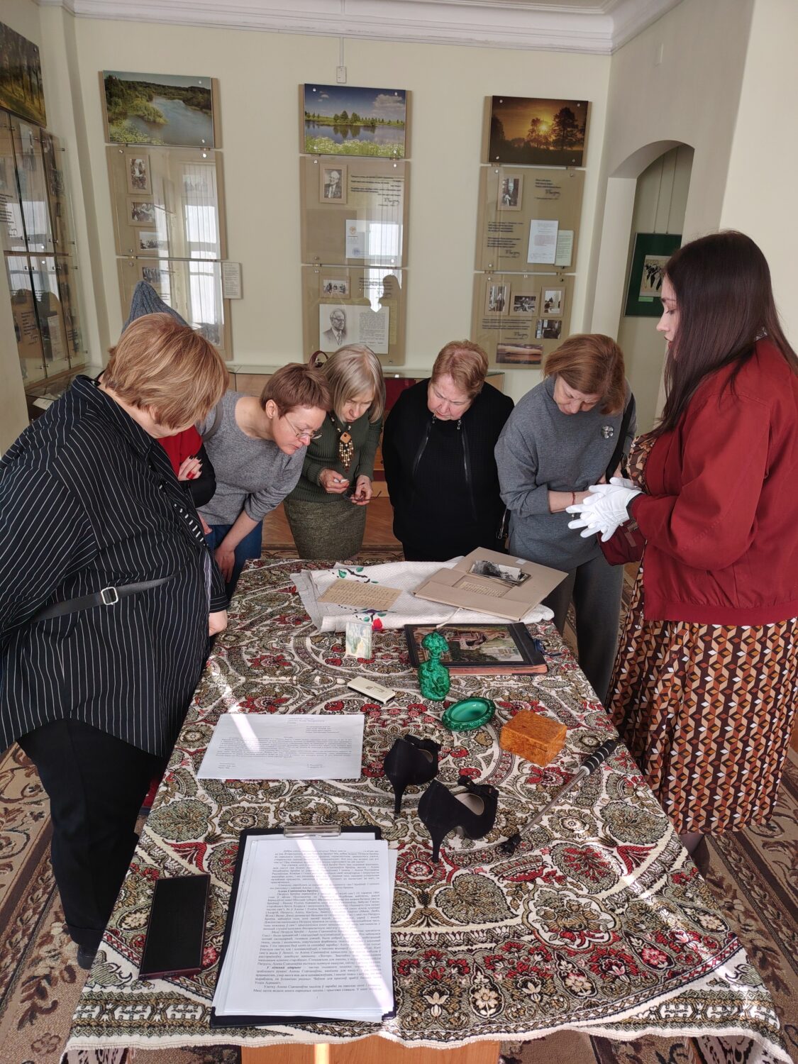 У Літаратурным музеі Петруся Броўкі адбылася інтэрактыўная экскурсія “Тры Алены”